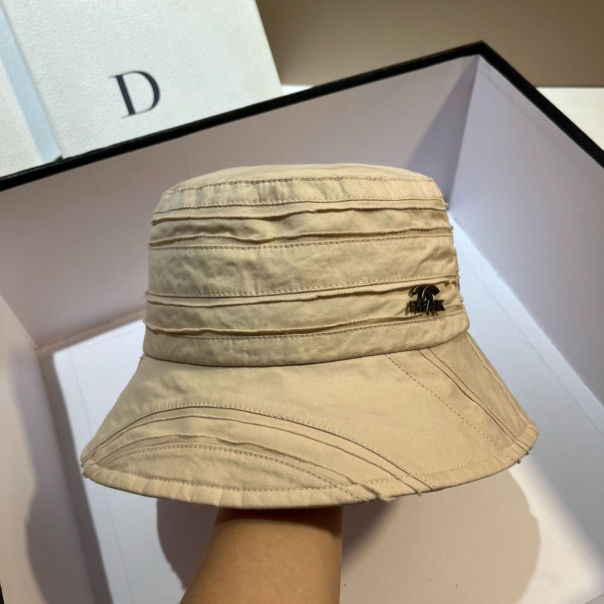 Japanese original designer's high-quality fisherman fashionable niche forest style combed cotton basin hat, spring and_voghion.com