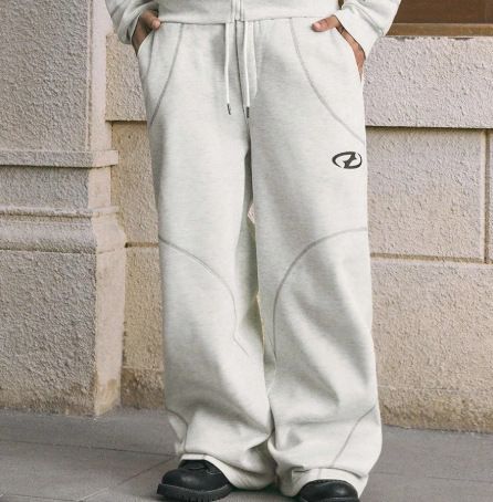 Completo con felpa con cappuccio e jogger con stampa geometrica alla moda - Completo casual unisex in misto cotone streetwear per autunno inverno_voghion.com