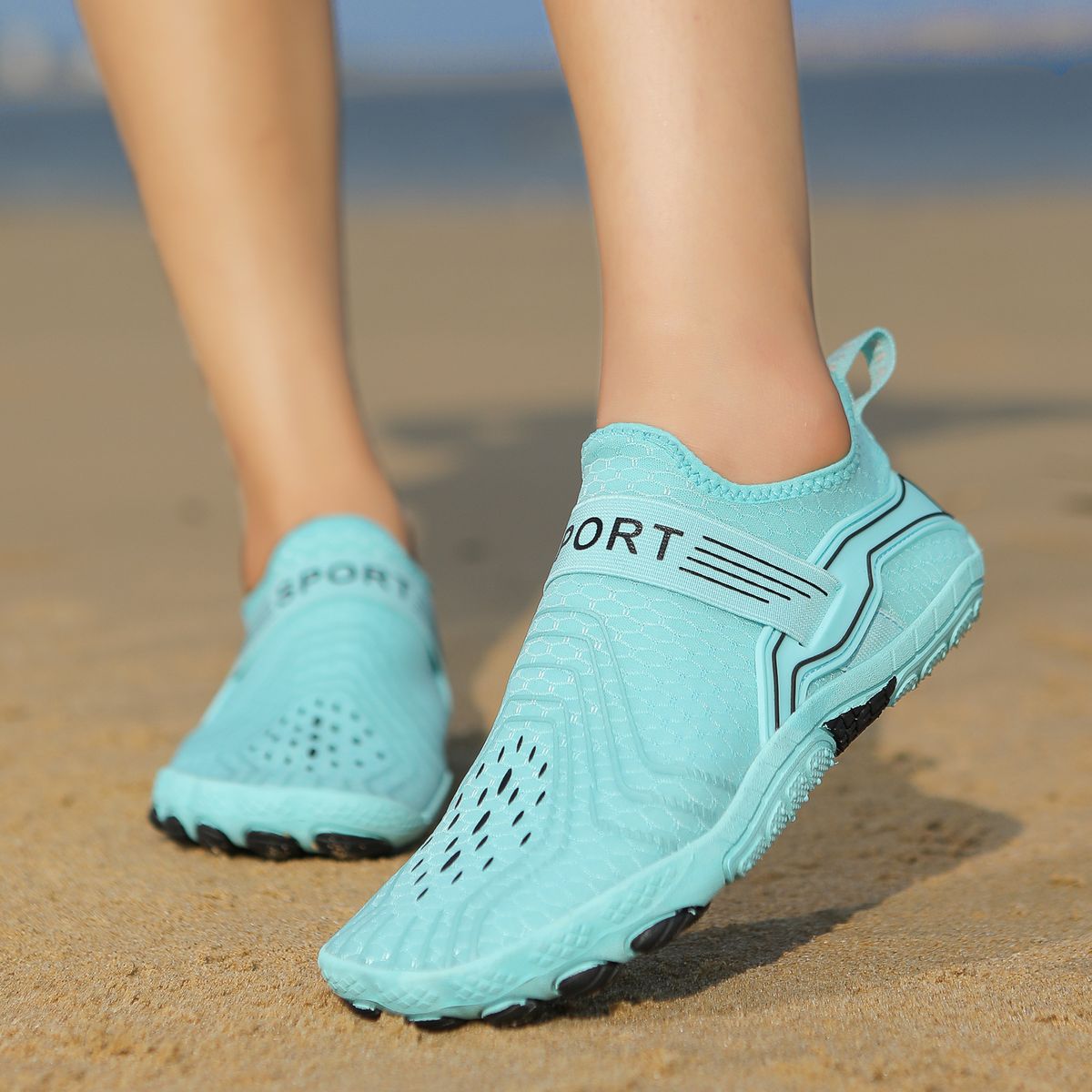 Unisex Quick-Dry Water Shoes With Adjustable Hook & Loop Strap - Breathable Mesh For Beach, Surfing & Hiking | Anti-Slip Rubber Sole_voghion.com