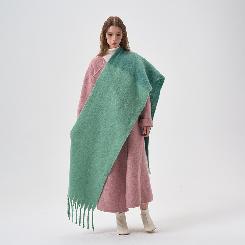 Simple color matching, soft and tactile plush scarf, winter thickened and lengthened imitation cashmere shawl, student_voghion.com