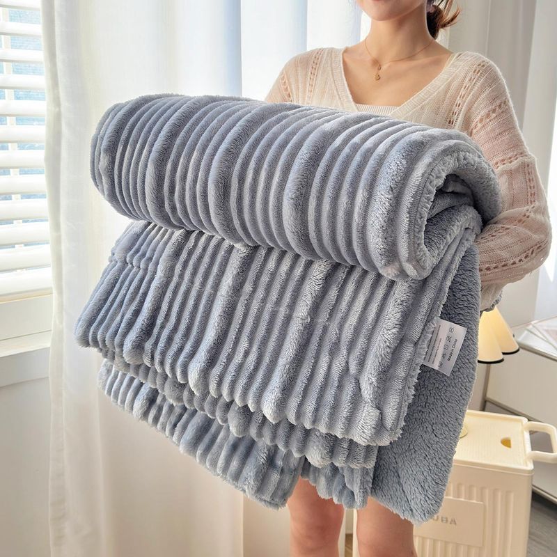 Nordic Style Double-Layer Sherpa Fleece Blanket - Luxury Thick & Soft Throw For Sofa Office Nap & Home Decor (150x200cm, Beige/Grey)​​_voghion.com