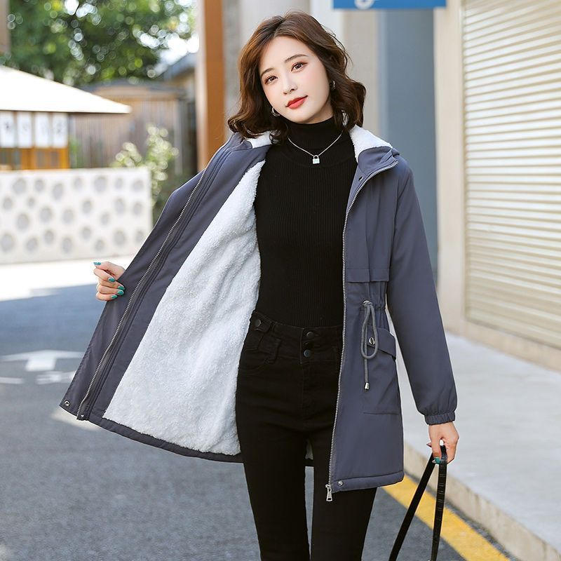 Giacca a vento lunga casual da donna imbottita in cotone realizzata in sherpa e velluto_voghion.com