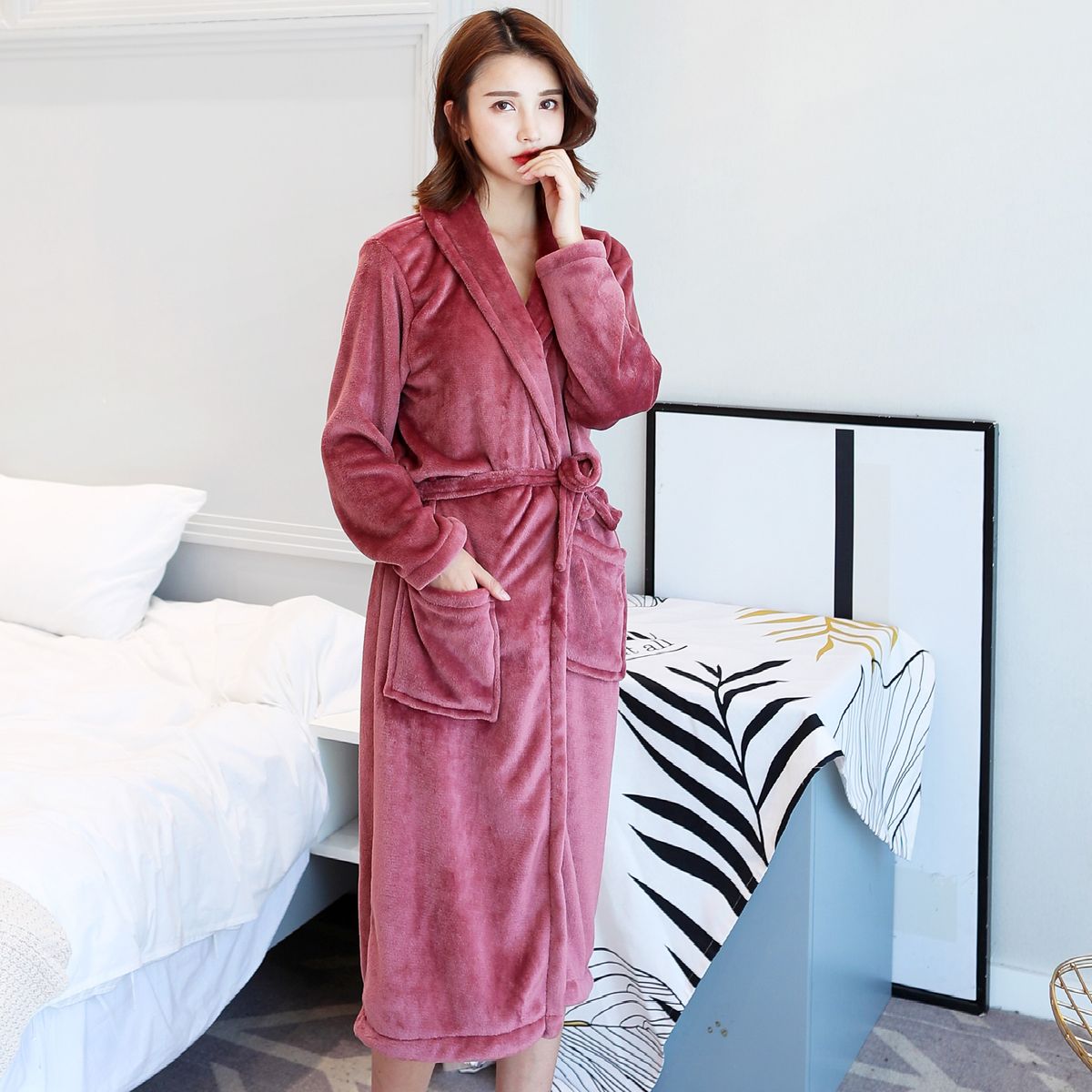 Men's Thickened flannel robe large size autumn and winter pajamas coral fleece bathrobe men and women couple home clothes plus velvet_voghion.com