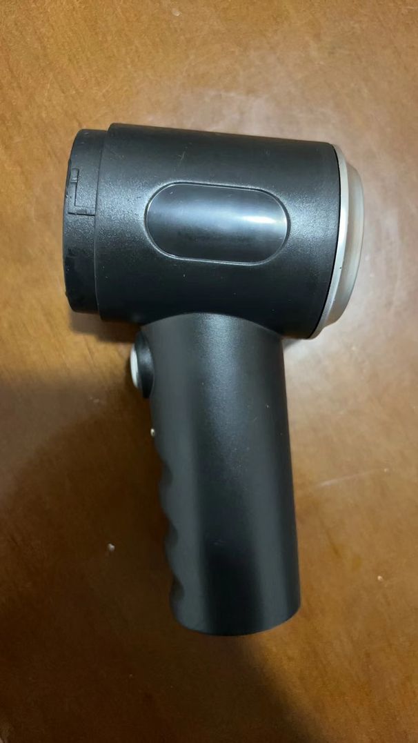 Putekļsūcēja jauda Mazs bezvadu automašīnas putekļsūcējs Sūkšana un pūšana Integrēts mājas automašīnas divējāda lietojuma pārnēsājamais putekļsūcējs Spēcīga sūkšana_voghion.com