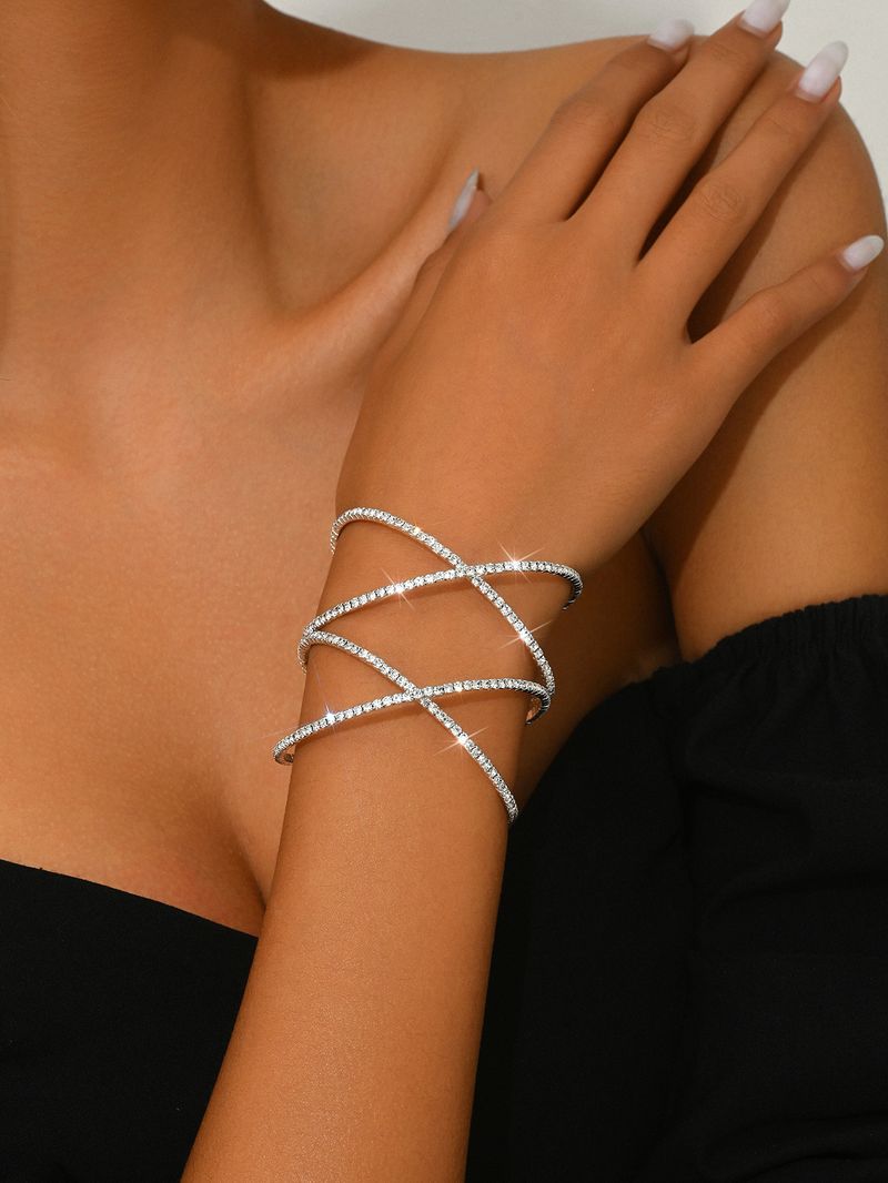 A Simple Three-Dimensional Cross Open Full Clip Diamond Rhinestone Silver-Plated Bracelet_voghion.com