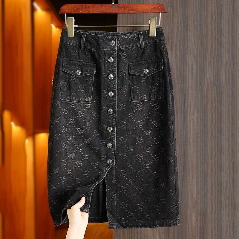 Women's Love jacquard fashionable denim skirt for women 2024 spring and summer new casual versatile design slit hip skirt_voghion.com