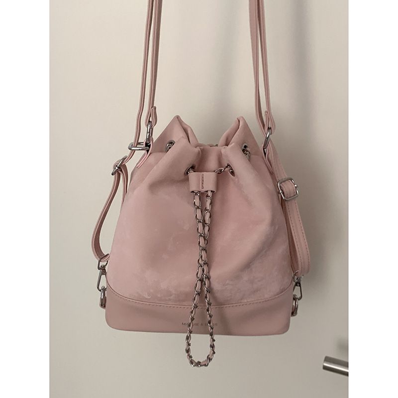 Borsa a tracolla con catena semplice rosa a secchiello da donna, nuova moda coreana primavera 2024_voghion.com