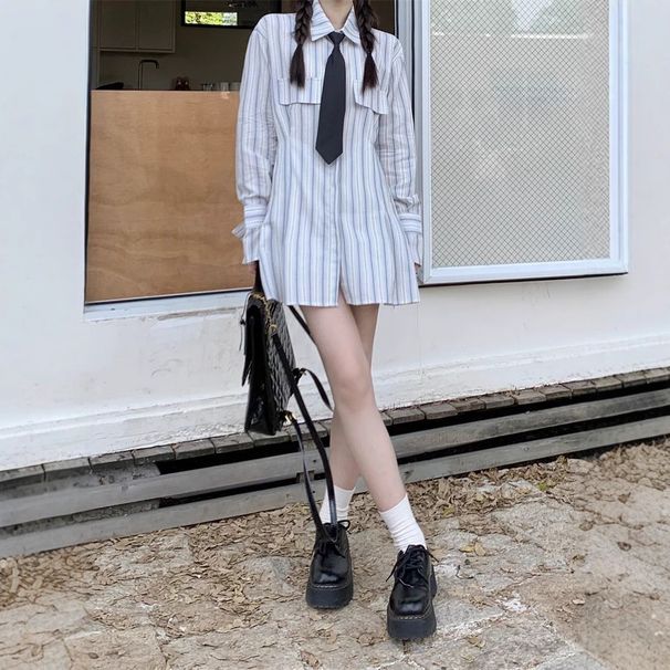 2025 Spring Autumn Women's Suit With Vertical Stripes Long Sleeve Shirt And Elastic Waist Casual Pants Shorts Two-Piece_voghion.com
