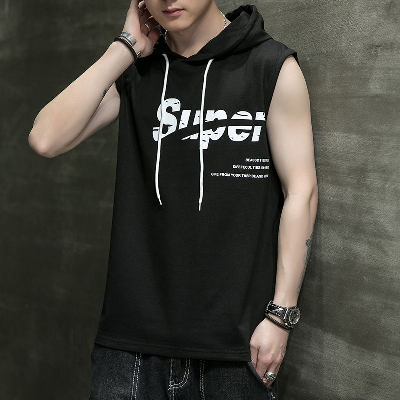 Maglietta senza maniche da uomo estate 2024 nuova versione coreana stampata alla moda marchio gilet sportivo largo con cappuccio in cotone T-shirt da uomo_voghion.com