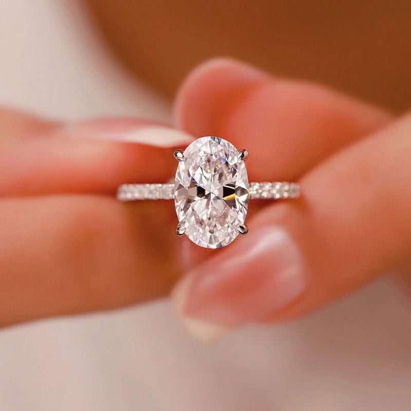 Live Luxury Four-Prong Simulated Moissanite Diamond Large Carat Oval Pigeon Egg Ring For Women_voghion.com