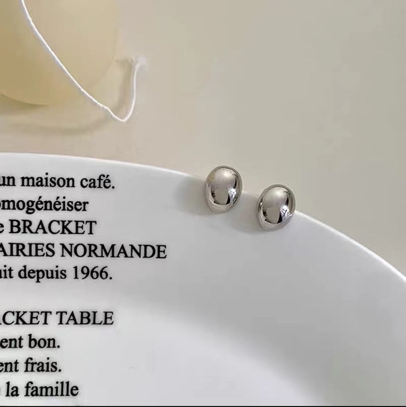 Esplosioni dello stesso stile Orecchini lucidi tutto-fiammifero Orecchini a goccia con fagioli rossi Orecchini semplici ad ago in argento d'acqua dolce da donna_voghion.com