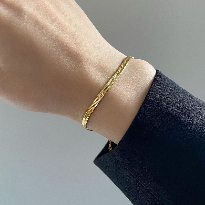 Brățară simplă și de înaltă calitate, personalizată, cu lanț plat din os de șarpe, bijuterii din oțel titan, versatil și modern, plasă roșie_voghion.com