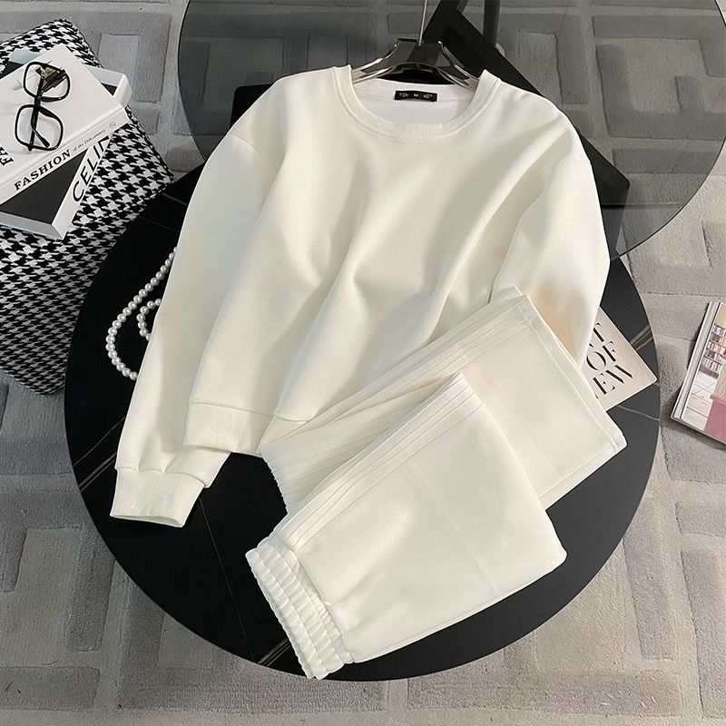 Neuer lässiger Sweatshirt-Sportanzug mit weiten Beinen und zweiteiliger Design-Mode-Sportanzug für Frauen_voghion.com
