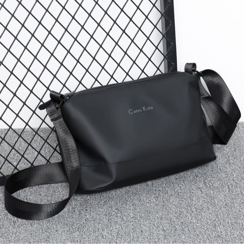Men's New Shoulder With Waterproof Film Multi-layer Large Capacity Korean Version Leisure Multifunctional Bag_voghion.com