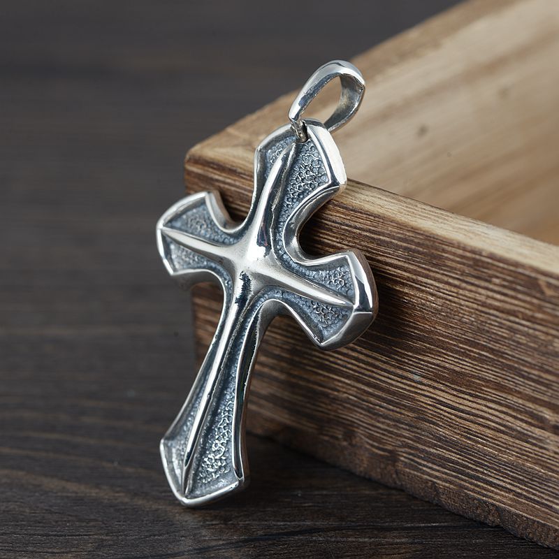 Ciondolo a croce retrò in argento all'ingrosso, ciondolo in argento stile punk da uomo_voghion.com