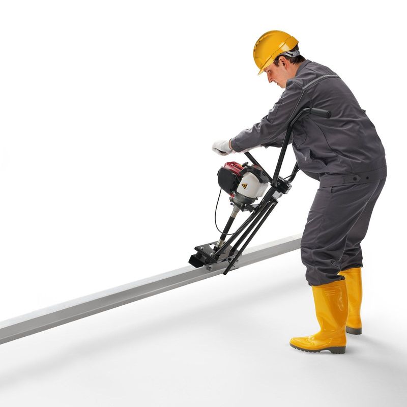 VEVOR Gas Concrete Power Screed, 11ft Aluminum Board Straight Edge Bar Set, 4 Stroke Cement Finishing Vibrating Motor With Height Adjustable Handles, High Efficient Concrete Tools 6500RPM_voghion.com
