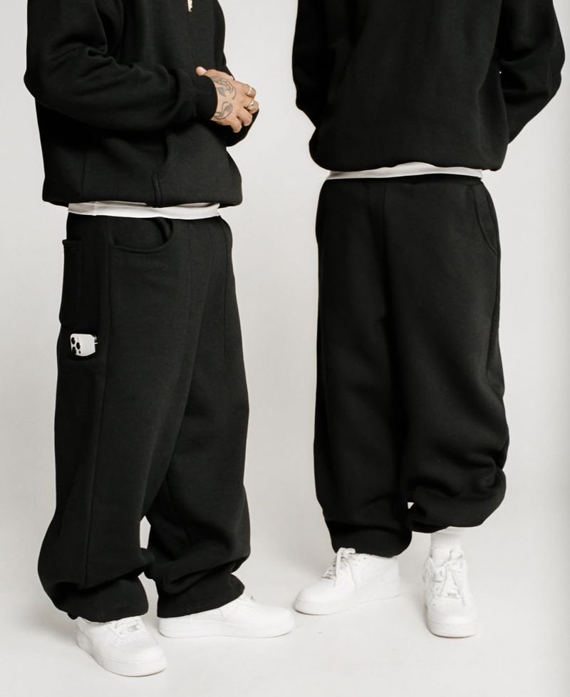 Europäische und amerikanische Straße Casual Simple Fashion Solid Color Loose Sports Jogginghose Herrenhose_voghion.com