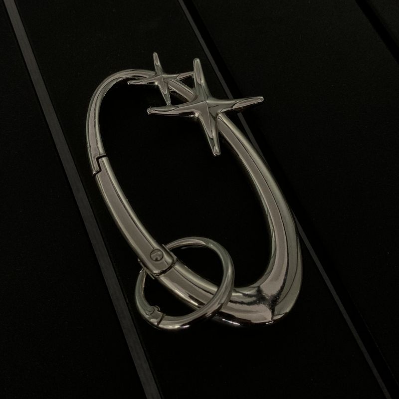 "Star Oval Buckle" Original Niche Double Star Oval Schlüsselanhänger Vibe Style Taschenanhänger High-End-Accessoires_voghion.com