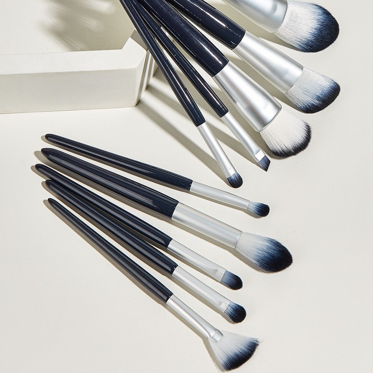 10 Stück Make-up-Pinsel, Dunkelblau, Lidschattenpinsel, Puderpinsel, Augenbrauenpinsel, Beauty-Tools GUJHUI_voghion.com