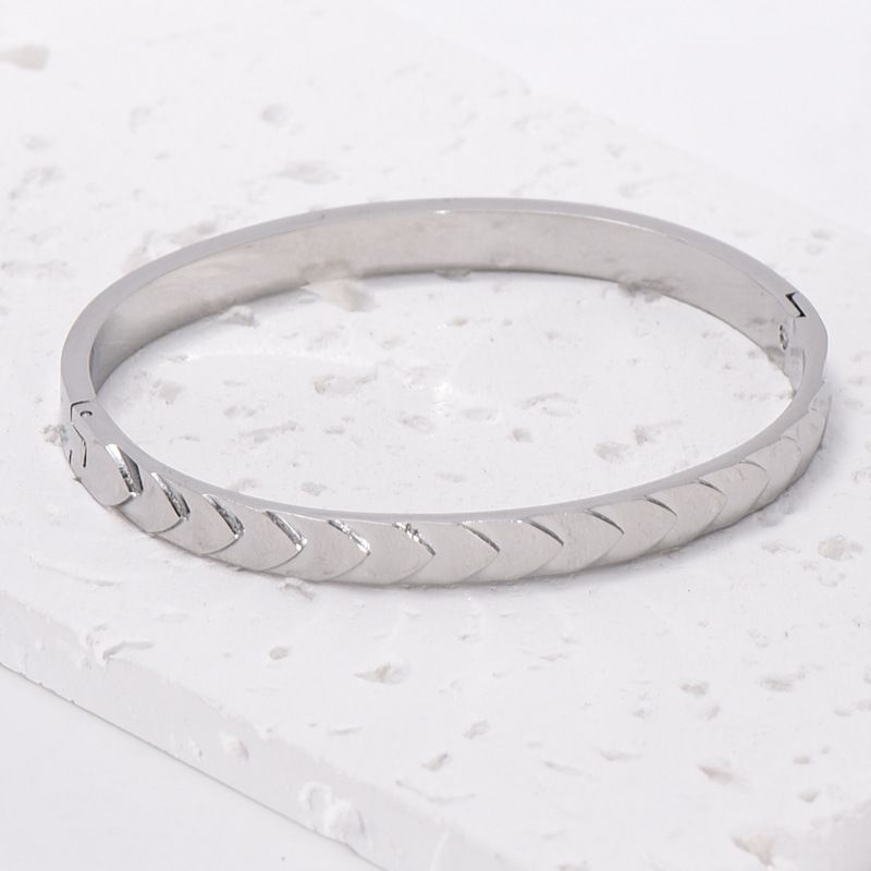 Crown Roségold Multicolor Titanstahl Armband mit lichtechtem Verschluss und offenem Diamantenbesatz_voghion.com