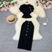 Damen Temperament Kurzarm-Strickoberteil High-End-Metallknopf schmaler Rock High-End-Zweiteiler_voghion.com
