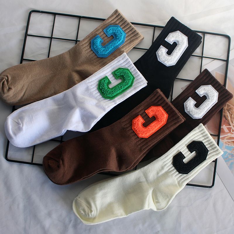 Calcetines de felpa con la letra C para mujer, calcetines con C grande, calcetines deportivos japoneses y coreanos, calcetines cálidos de algodón para otoño e invierno._voghion.com