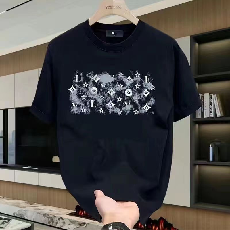 Herrenbekleidung Leichtes Luxus-T-Shirt Kurzarm Minimalistisches Design Grafikdruck Rundhals-T-Shirts_voghion.com