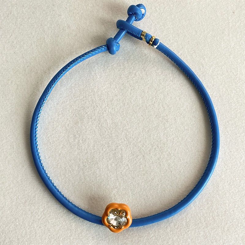Artistesche britesche Stil Cool Style Häerzform Blummen Lieder Seel Gewieft Kette Choker Grousshandel_voghion.com