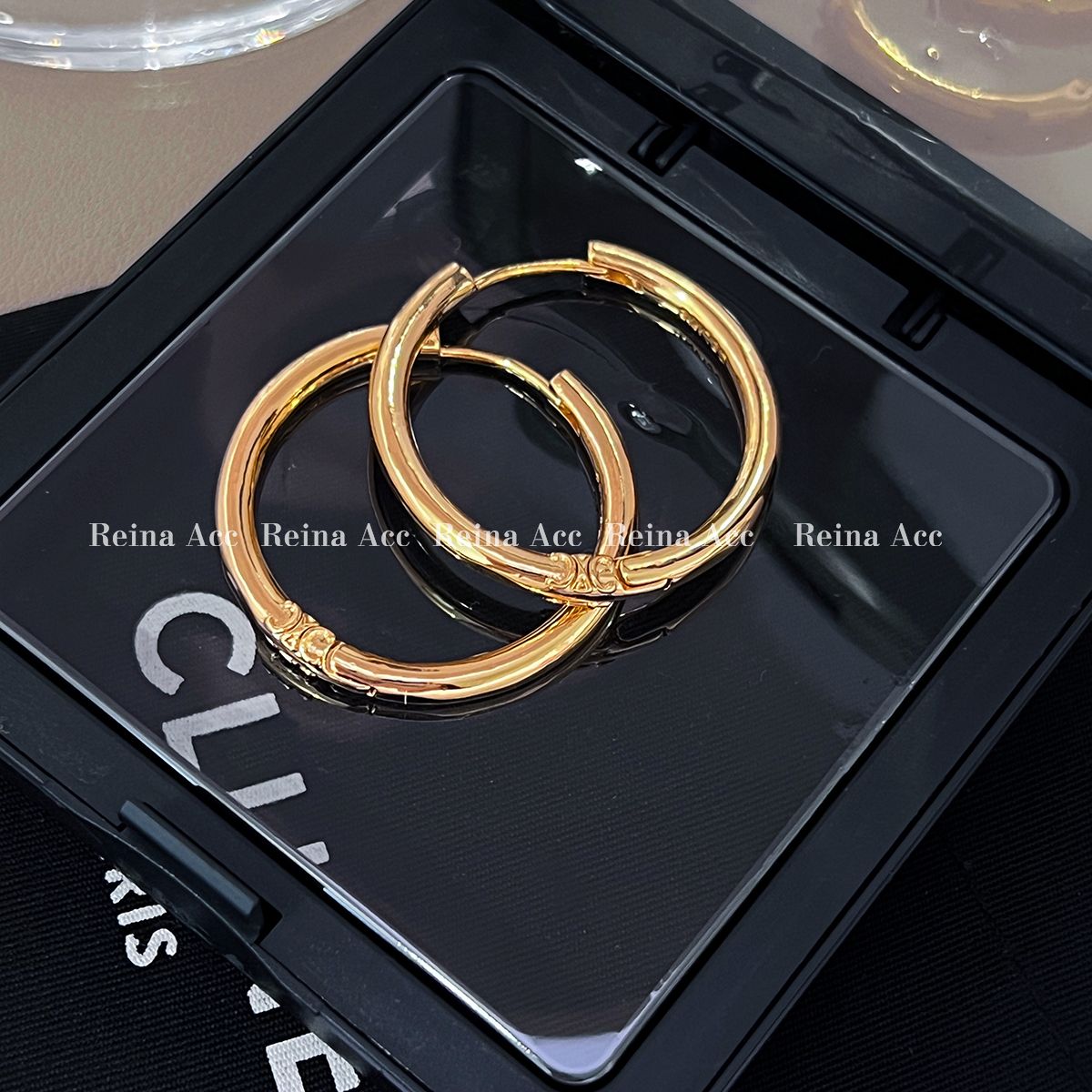 Arc de Triomphe 2024 New Earrings, Small and Popular Design, High Grade Feminine Style Circle Earrings_voghion.com