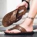 Männer Summer nei mëllen Buedem rutschfest Flip Flops fir Teenager Strandkleeder Casual Moud Pantoffelen_voghion.com