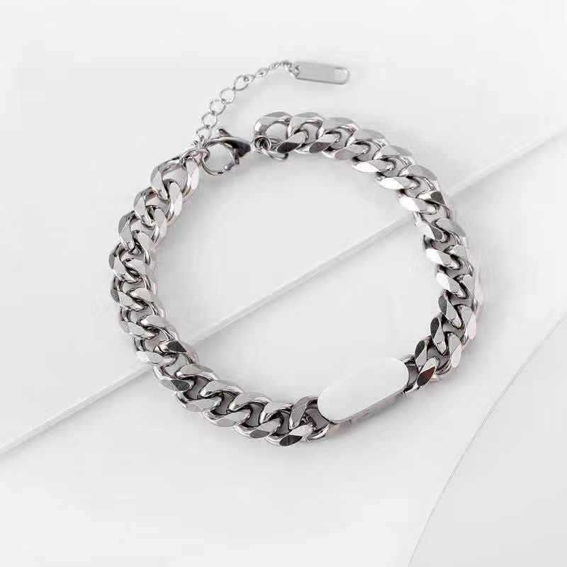 Bracciale da uomo in stile minimalista, con catena cubana in acciaio al titanio, dal design unico e alla moda._voghion.com