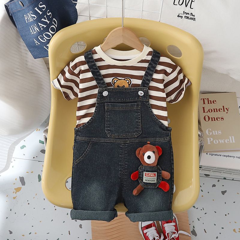 Salopette in denim casual da ragazzo, due pezzi, per ragazzi e ragazze, con scollo rotondo a righe, maniche corte, estate 2025_voghion.com