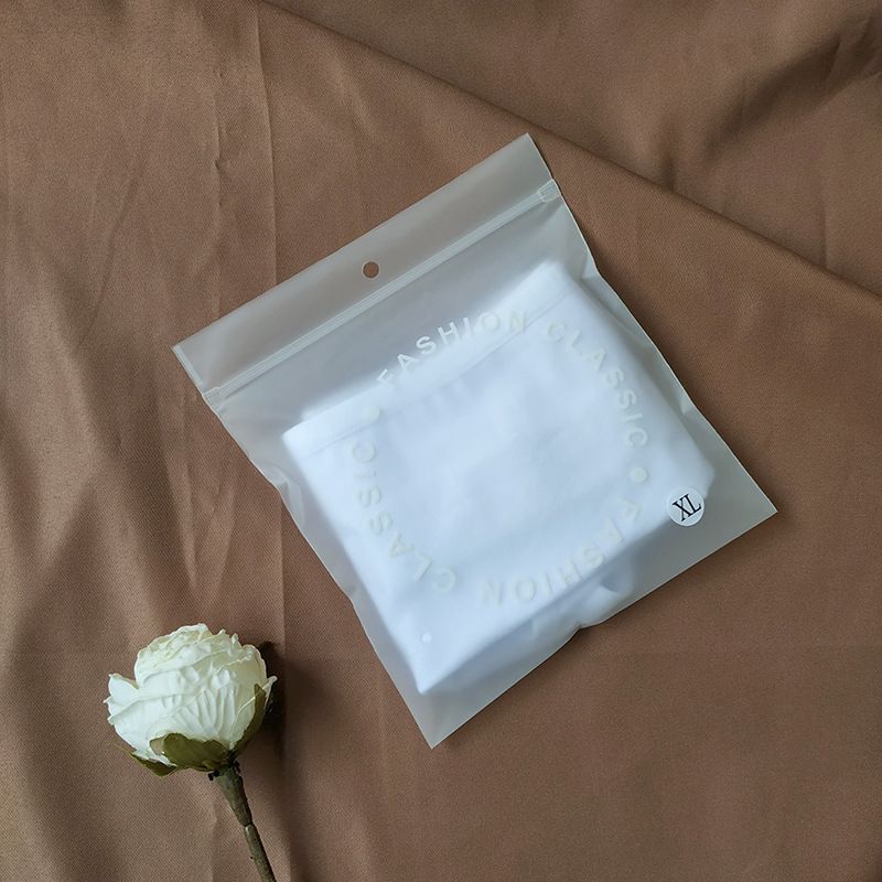 Women's Clothing Briefs, Mid-waist, Skin-friendly Cotton, Individually Packaged, Simple, Breathable, Butt-lifting_voghion.com