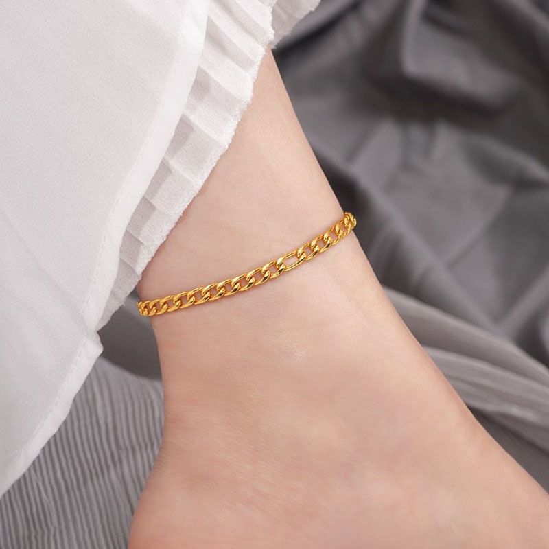 Cavigliera cubana in acciaio al titanio con catena semplice per donna, design di nicchia, accessorio estivo versatile e di alta qualità, semplice e di personalità._voghion.com