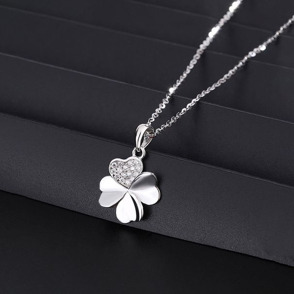 Collana con quadrifoglio in argento sterling S999, stile freddo, stile femminile, stile trifoglio fortunato, catena con clavicola, accessori di alta qualità per celebrità su Internet_voghion.com