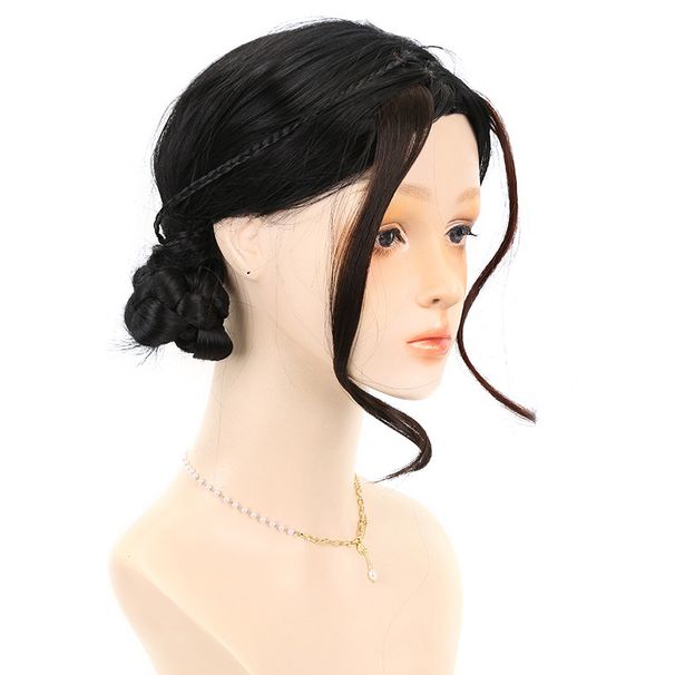 Gaisa sprādzieni abās parūkas gabala pusēs. Garās bārdas sprādzieni un mikro lokas izceļ sejas formu._voghion.com