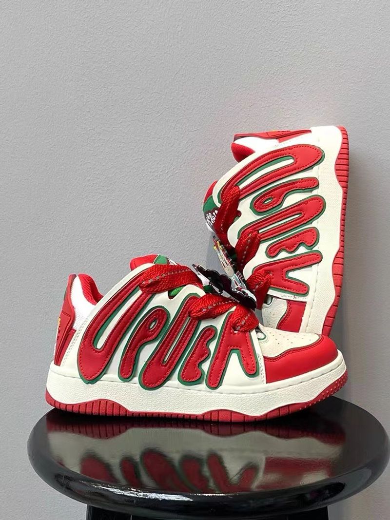The Year of the Loong Limited/Red 2024 New Bread for Men and Women Thick soled Versatile Casual Sports Couple Shoes_voghion.com