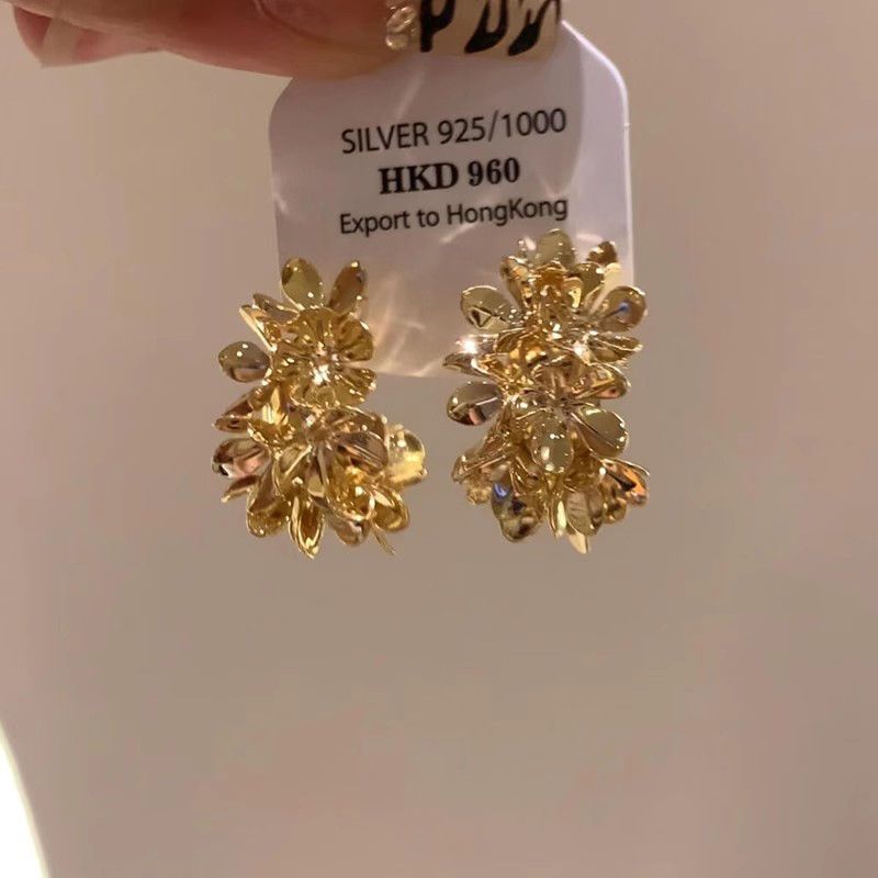 Çiçekli Brokar Altın Zengin Çiçek Küpe Retro Üst Düzey Mizaç Niş Tasarım Moda Küpeler_voghion.com