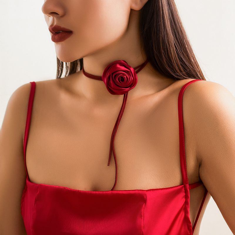 Jewelry Retro pull out choker fabric flower collar simple velvet tassel necklace_voghion.com