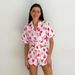 Damen-Pyjama-Set mit rosa Liebesdruck, kurzärmeliges Shorts-Zweiteiler-Set aus Kunstseide, zweiteiliges Set zum Tragen zu Hause_voghion.com