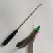 Haustierbedarf Spielzeug Neue dreiteilige Teleskopstab Katze Teaser Rod Set Feder Ersatzkopf_voghion.com