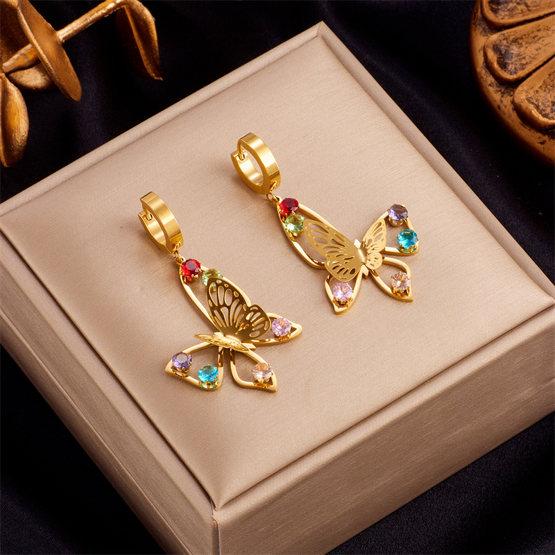 Stile di design, alla moda e di alta qualità, temperamento, intarsio cavo in metallo con diamante, gioielli circolari a farfalla tridimensionale, orecchini_voghion.com