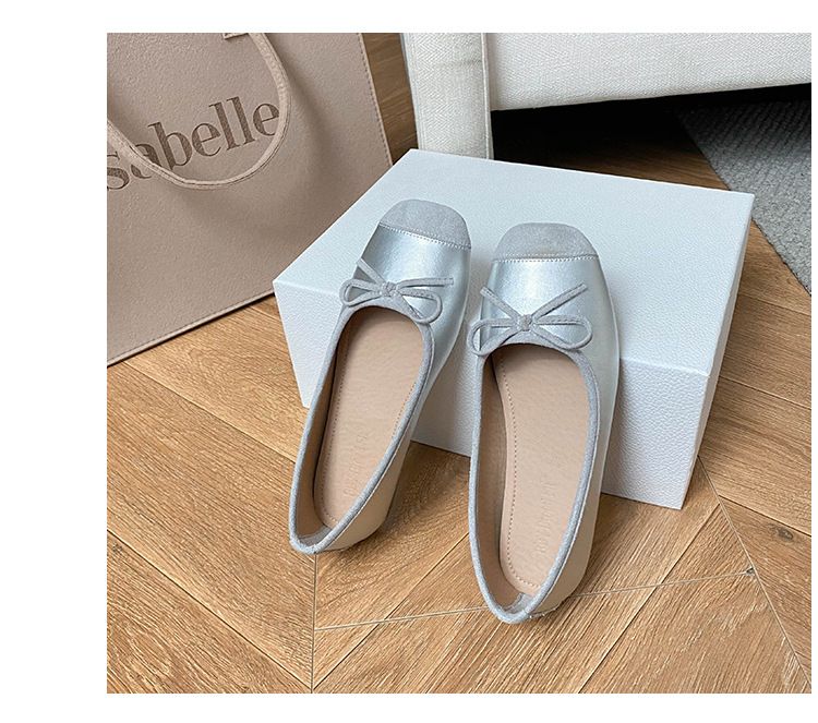 Widened And Enlarged Large Size Flat Soled Shallow Mouth Single Shoes For Women In Spring And Autumn Wide Fat Feet Grandma Shoes Color Matching_voghion.com