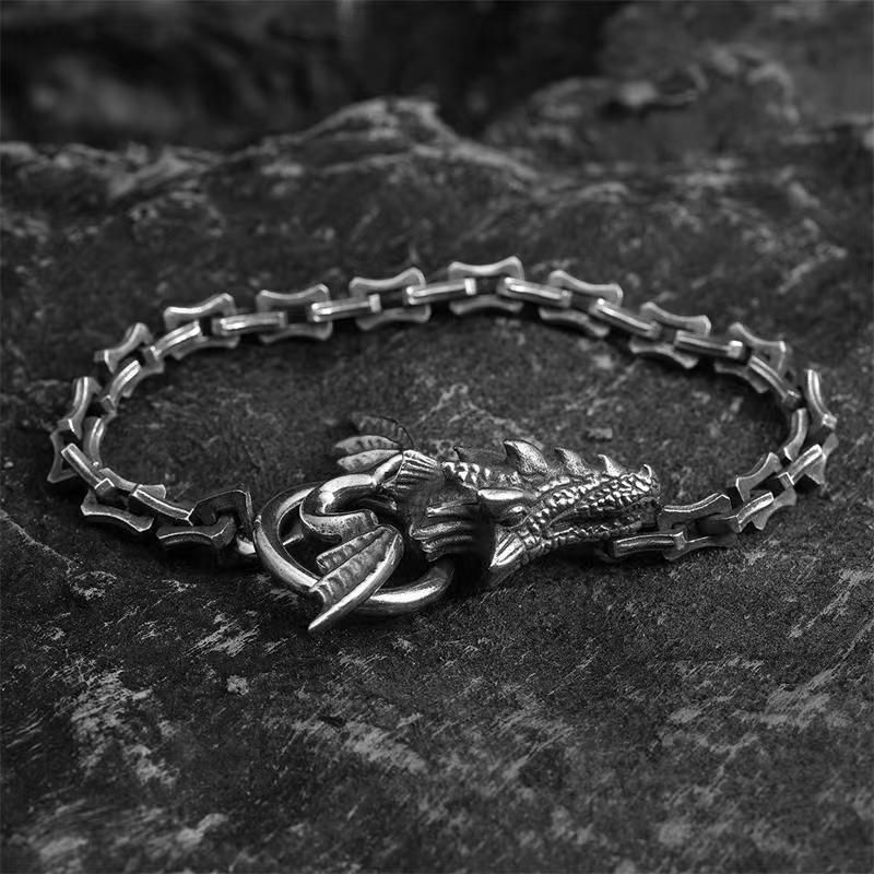 Bracciale in osso da uomo, bracciale in argento Taijiao con testa di drago malvagio e audace, design artigianale di nicchia_voghion.com