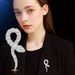 Spilla creativa di alta qualità a forma di serpente, zircone intarsiato di diamanti di lusso leggero, cappotto versatile squisito, abito, accessorio di fiori sul petto di animali_voghion.com