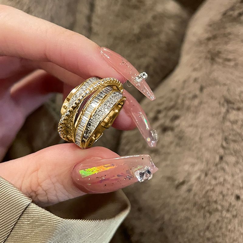 Designer's Light Luxury Set Zircon Shining Retro Cross Cut Out Ring with Cool Style Personalized Index Finger Ring_voghion.com