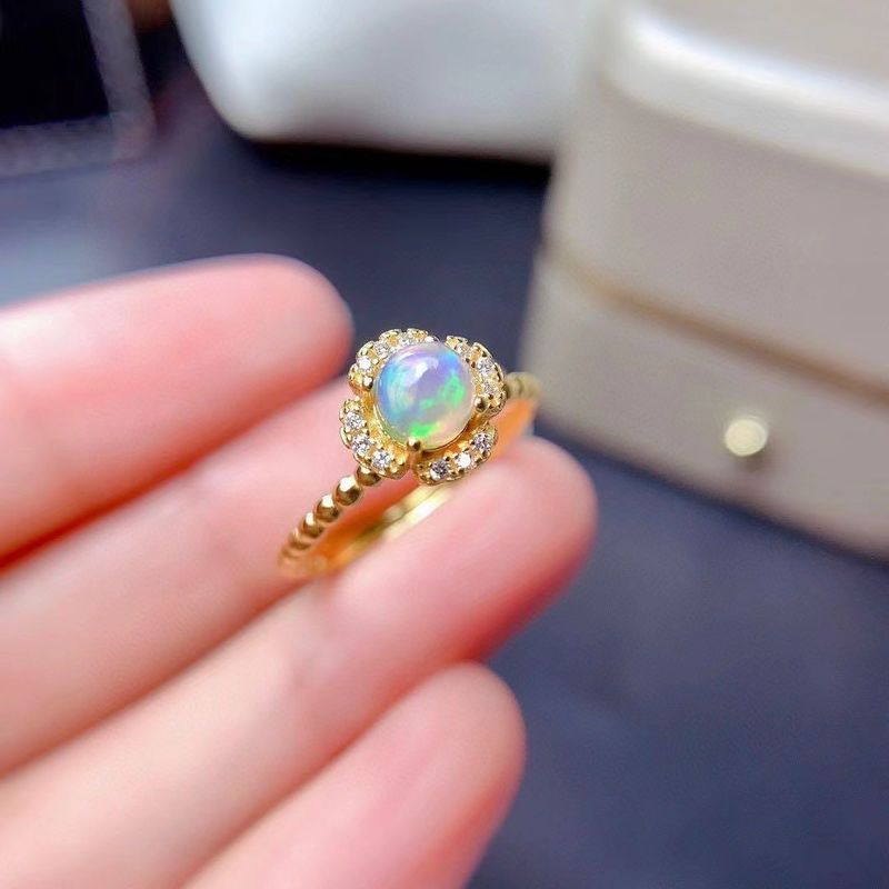 Anello in pietra di luna colorata in streaming live di celebrità su Internet per donna, cristallo aperto, colore fuoco pulito, scintillante, elegante,_voghion.com