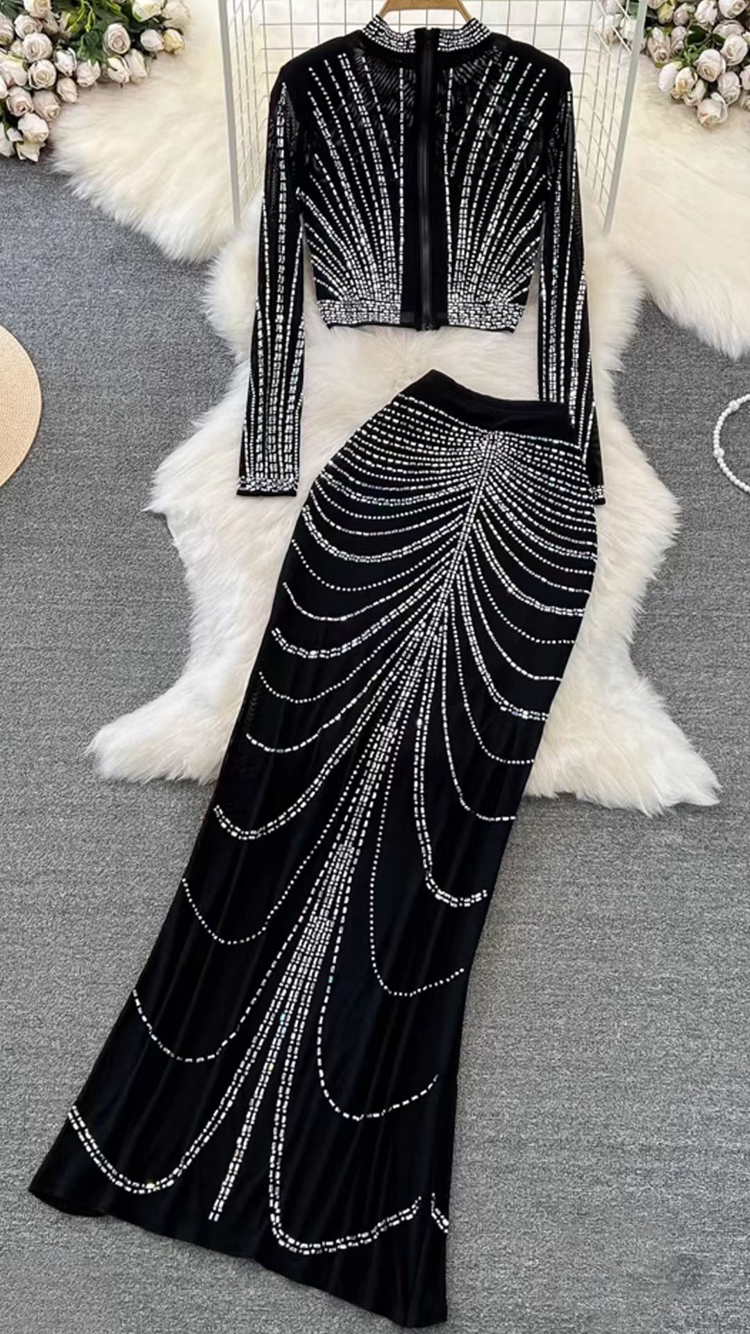 Ladies' Fashion Suit, Socialite's Elegant Diamond-studded Stand-up Collar, Slim-fitting Mesh Top, Two-piece Set, High Waist, Buttocks, Fishtail Skirt_voghion.com
