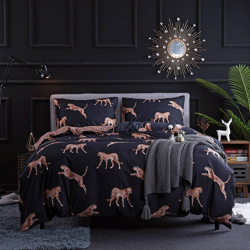 Set copripiumino da tre pezzi con stampa leopardata in materiale morbido, per letto matrimoniale_voghion.com