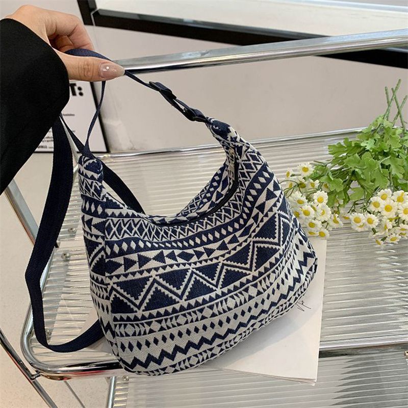 Female Shoulder Messenger Bag Trend Bag Simple Zipper Handbags Ethnic Style Canvas Shoulder Bag Small Tote 2023 Woven Beach Bag_voghion.com